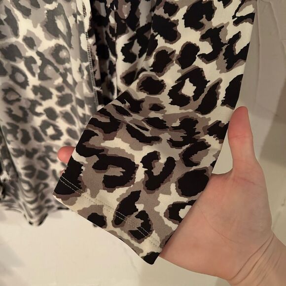 Clara Sun Woo USA Womens Size Small Animal Print Stretchy Open Front Cardigan - Picture 8 of 13